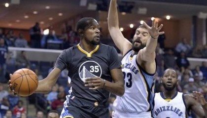  灰熊青年军爆冷击败卫冕冠军  