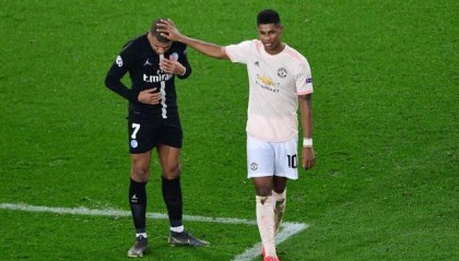  曼联租借妖星爆发，独造三球击退布伦特福德  