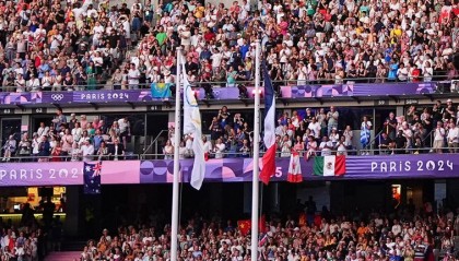  巴黎太子公园球场见证史诗逆转  