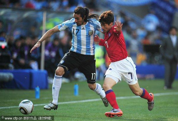  特鲁瓦门将多次救险确保客场带走一分